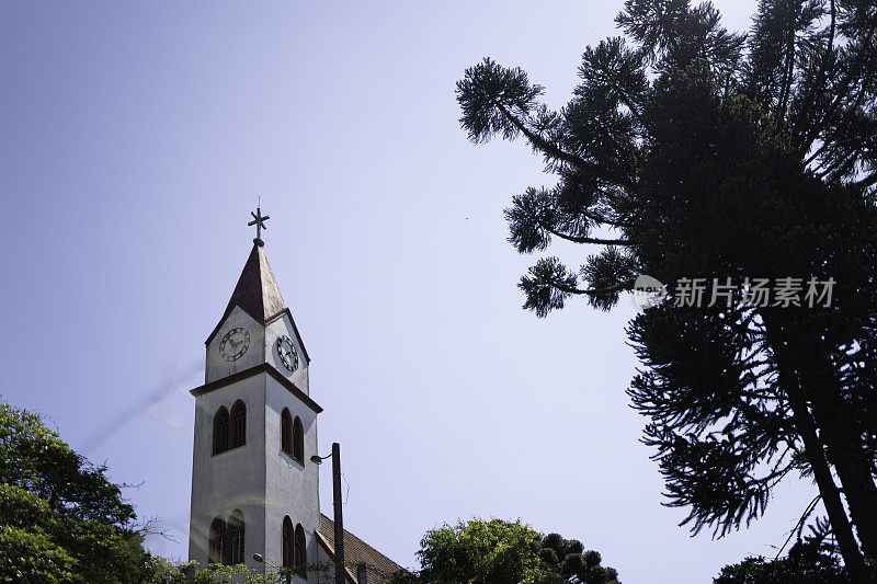 古典教堂的时钟(Igreja do Relógio) gramado